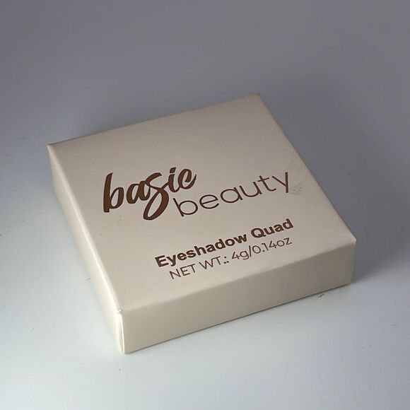 NIB BASIC BEAUTY Hot Cocoa Bomb Eyeshadow Quad - Picture 2 of 3